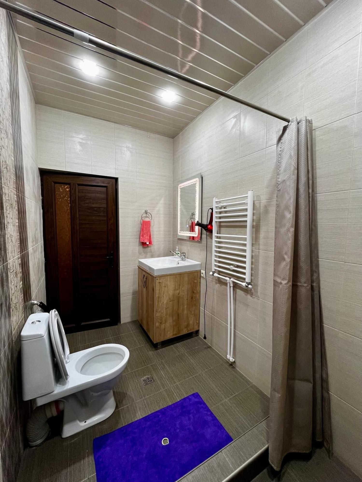 New , Comfortable 3 Bedroom House Ereván Exterior foto