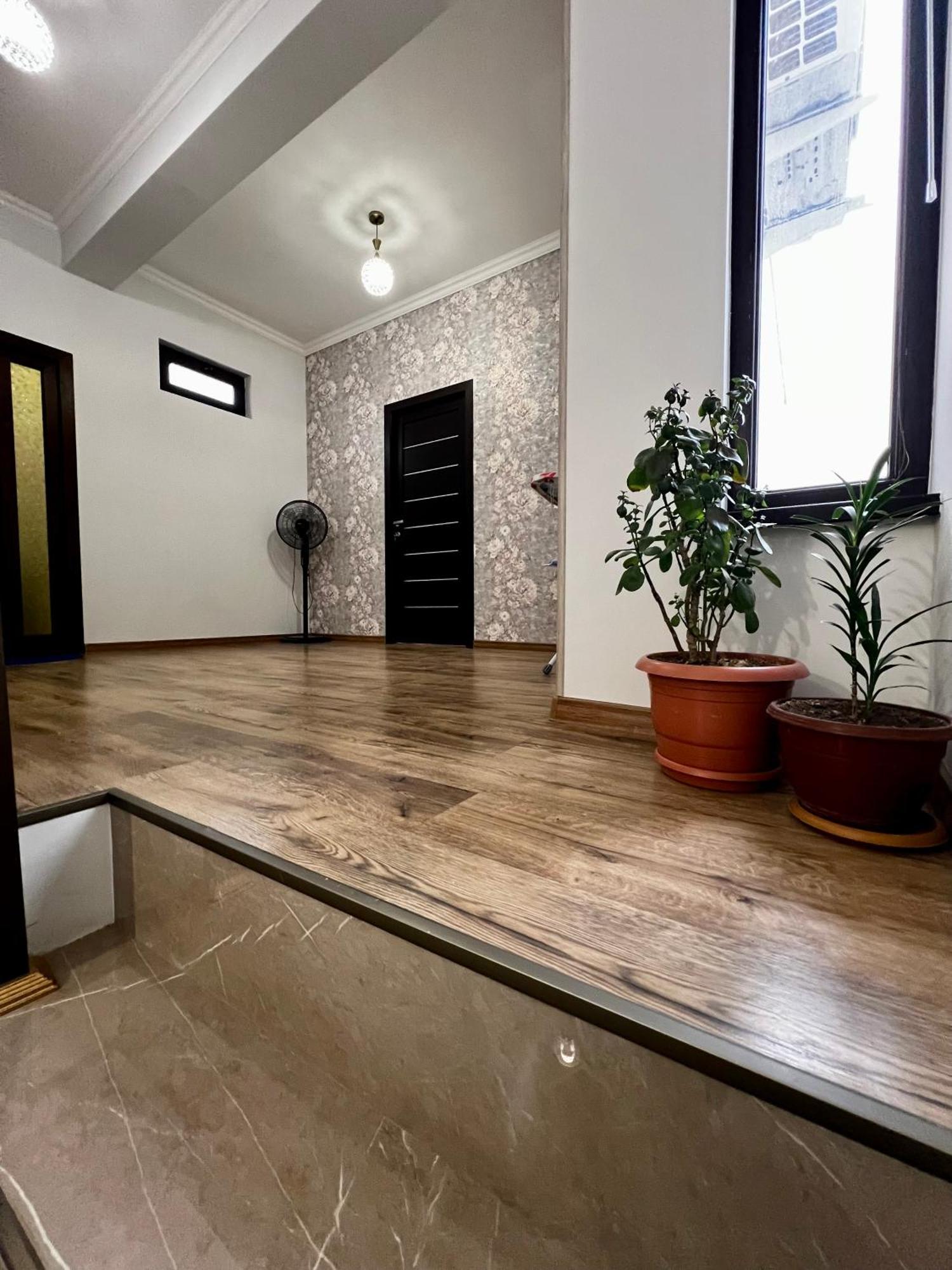 New , Comfortable 3 Bedroom House Ereván Exterior foto